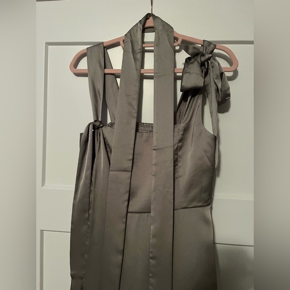 Show Me Your MUMU. NWT. Claire Midi Dress. Size Large. Color is green. - Picture 7 of 8